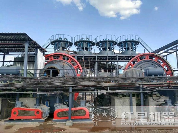大型硫化铜镍矿选矿选矿作业现场 大型硫化铜镍矿选矿选矿作业现场
