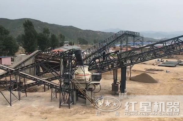 打山石生产现场 打山石生产现场