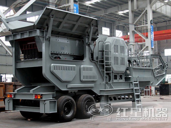 小型移动石子破碎机(安装颚式破碎机) 小型移动石子破碎机(安装颚式破碎机)