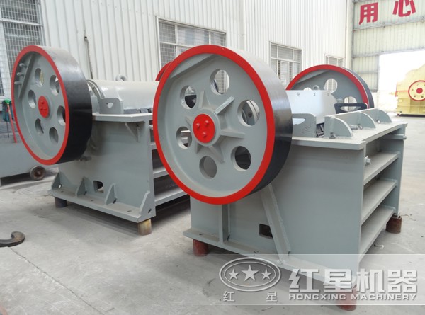 柴油小型破石机 柴油小型破石机