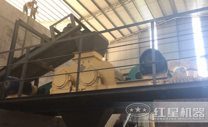 红星页岩对辊制砂机安装现场 红星页岩对辊制砂机安装现场