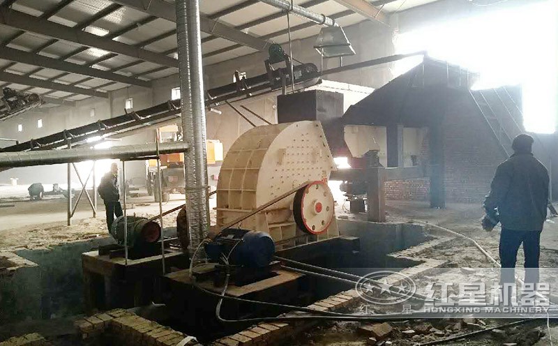 环保型锤式打沙机生产现场 环保型锤式打沙机生产现场